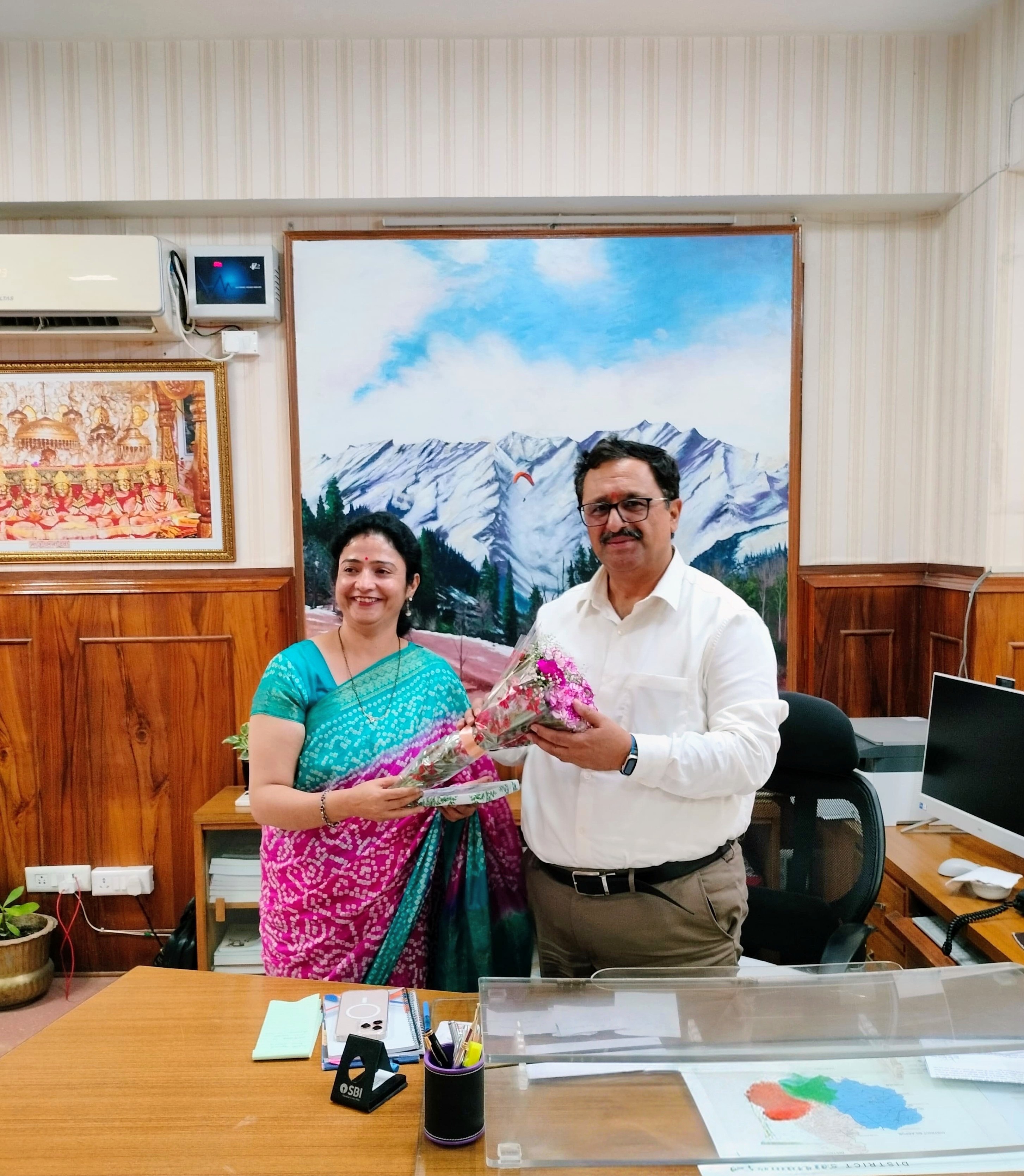 Principal during a courtesy visit to the DC Solan.